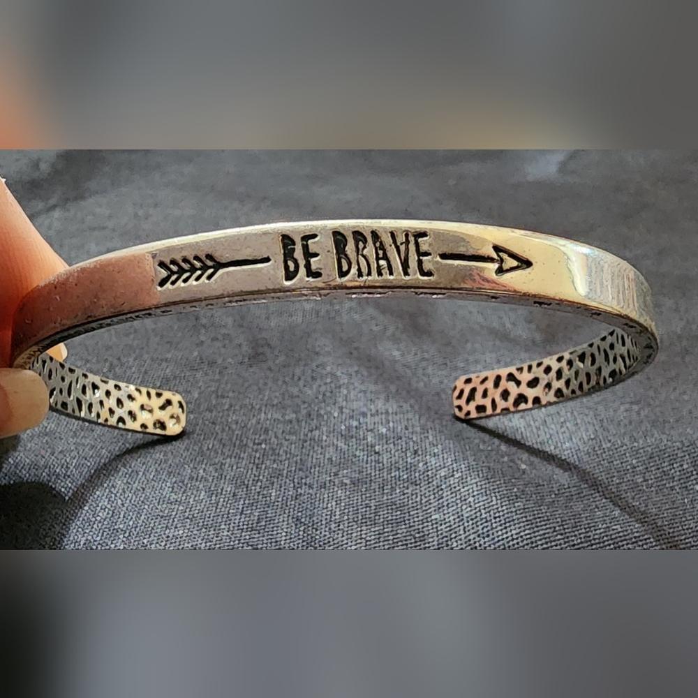 Be Brave Cuff Bracelet (UNISEX) - Picture 1 of 5